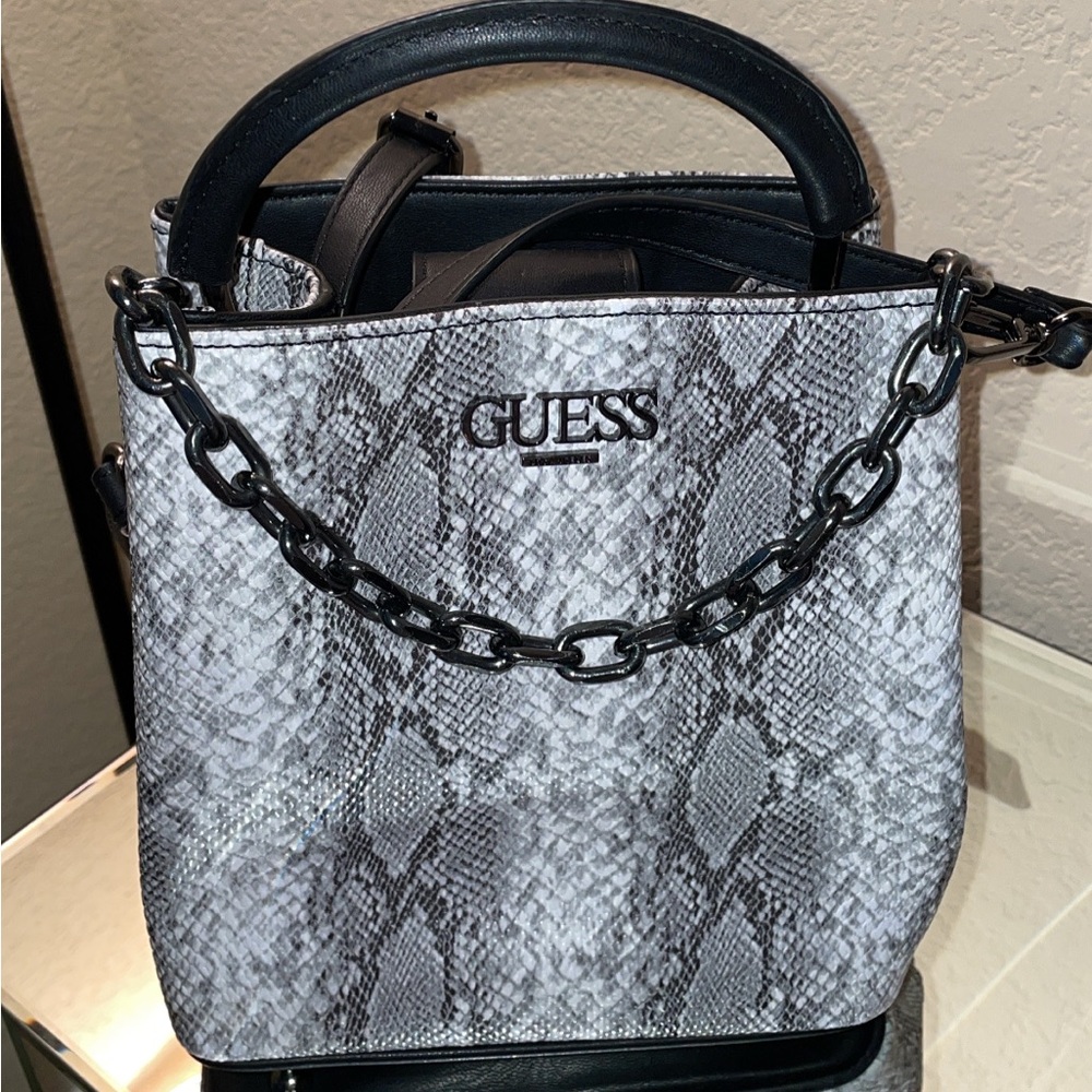 Guess crossbody handbag